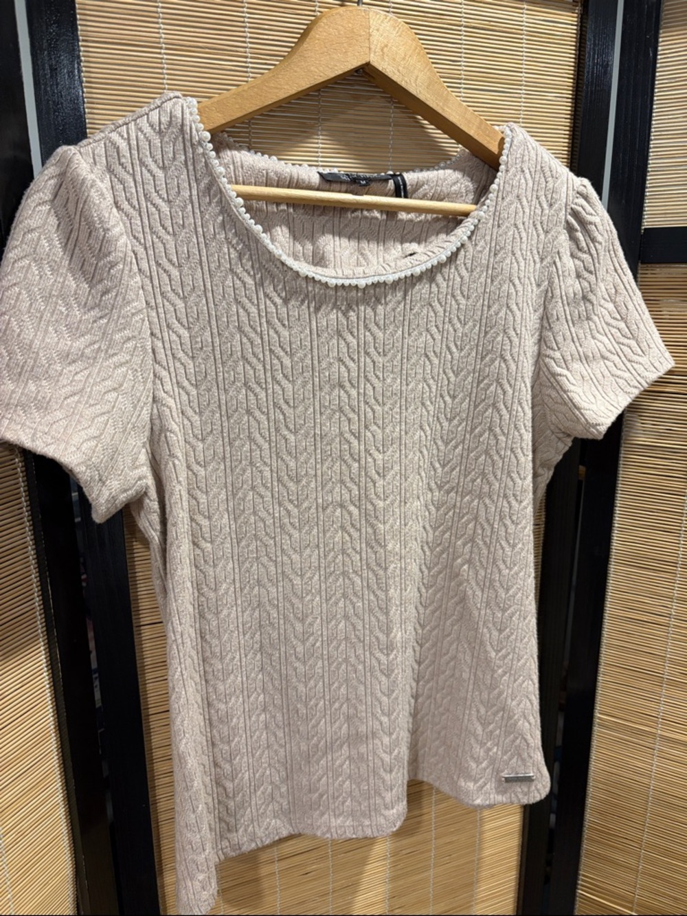 Badgley Mischka Short Sleeve Top in Light Beige